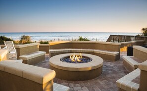 Terrace/patio - Cozy Tower 4 2BR Suite across the street from North Myrtle Beach (North Myrtle Beach)