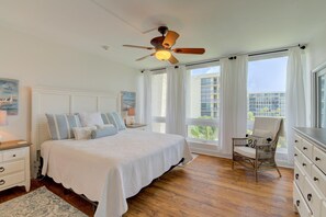 2 bedrooms, iron/ironing board, WiFi, bed sheets - Beachplace 4 - 304 by FGC (Longboat Key)