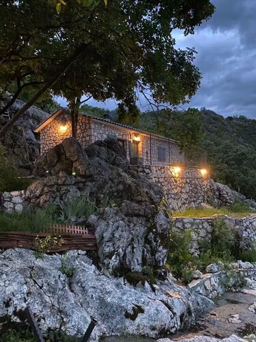 Panorama Stone House - Lake skadar