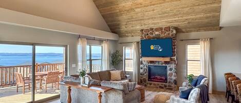 Smart TV, fireplace, video games, table football