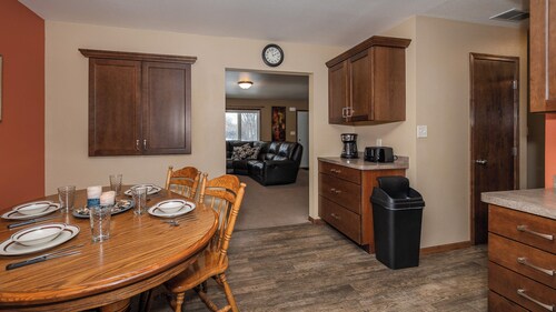 Charming 3-bedroom house in Bismarck