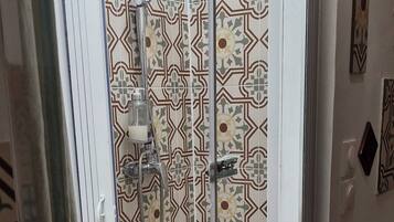 Salle de bain commune