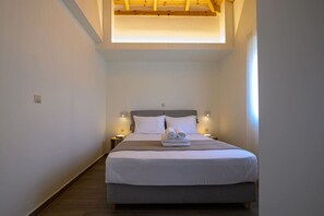 2 bedrooms, iron/ironing board, travel crib, WiFi