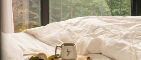 高級客房 | 客房內保險箱、隔音、免費無線上網