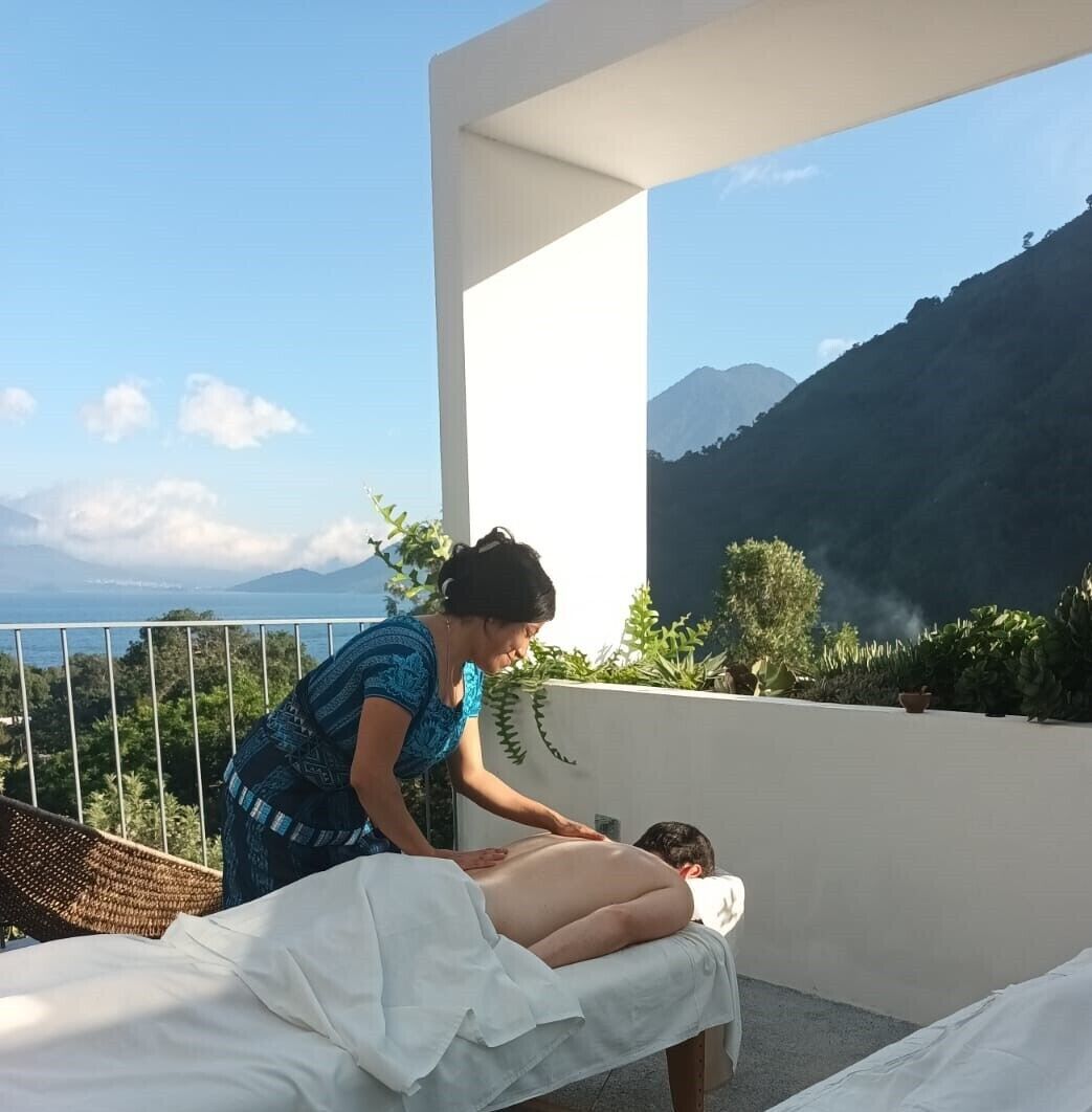 Massage tại phòng