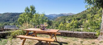 Les Cacos - CHAMBON SUR LAC