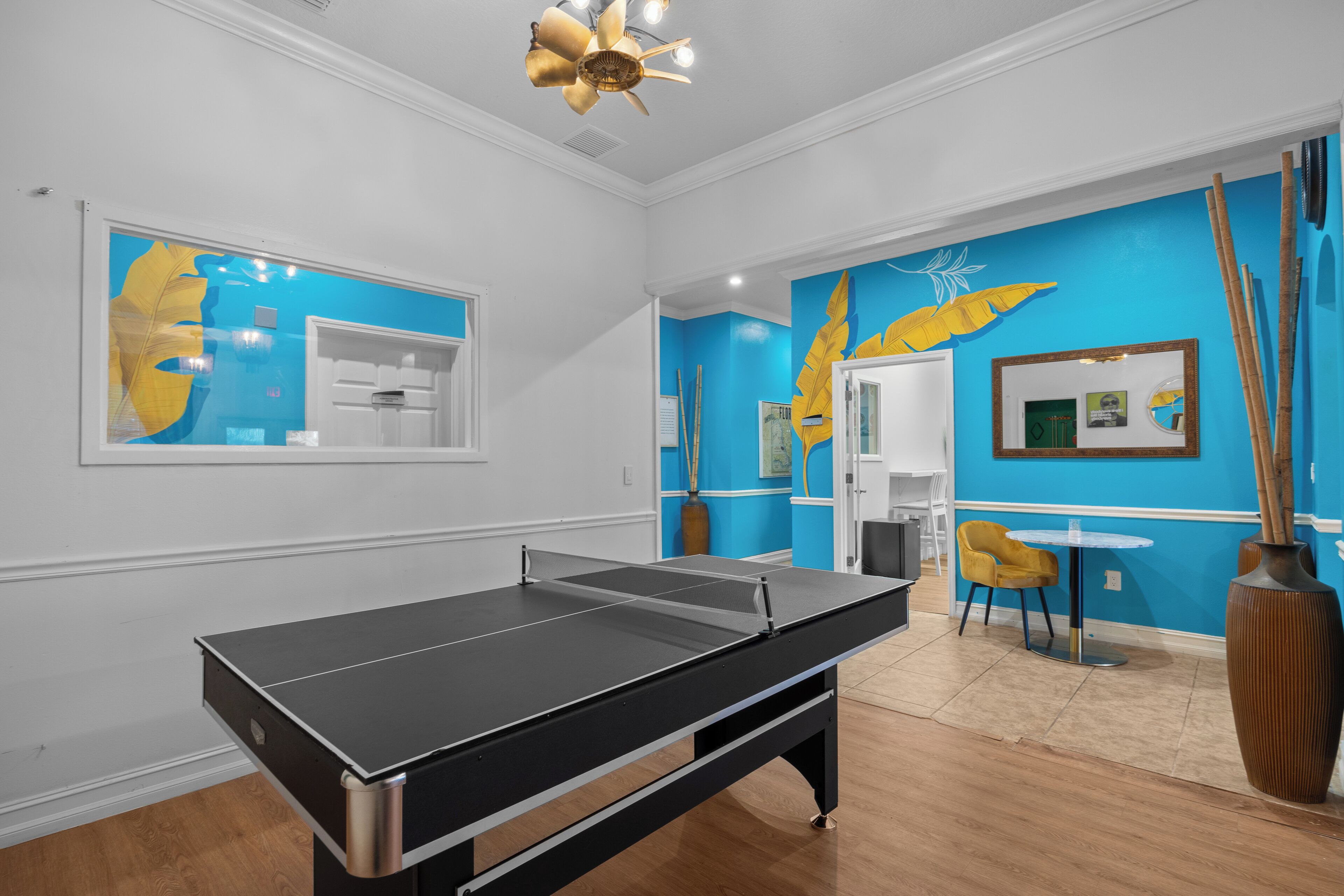 ロビーラウンジ