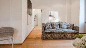 Uklassifisert bilde, 2 av 21, knapp