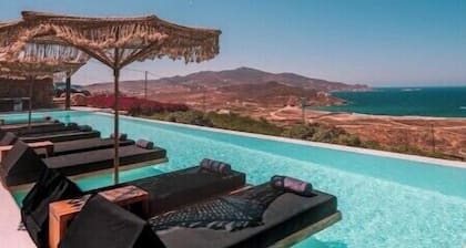 Aora Villa Mykonos @ Ftelia Beach