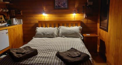 Cosy insulated Cabin 30 km from Christchurch Airport. 3 nights minimum stay $300