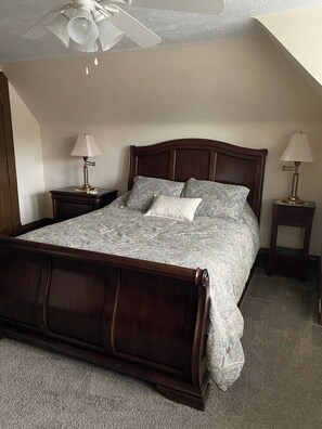 2 quartos, ferros/tábuas de passar roupa, Wi-Fi, roupa de cama