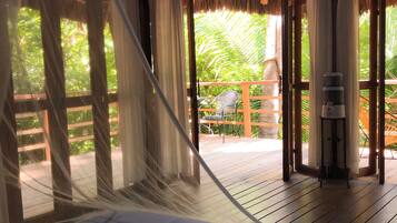 Romantic Cabin, Garden View | Iron/ironing board, free WiFi