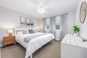 2 soverom, strykejern/-brett, wi-fi (inkludert) og sengetøy