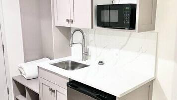 微波炉、炉灶、茶具/咖啡用具