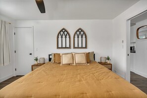 3 chambres, bureau, fer et planche à repasser, Wi-Fi gratuit