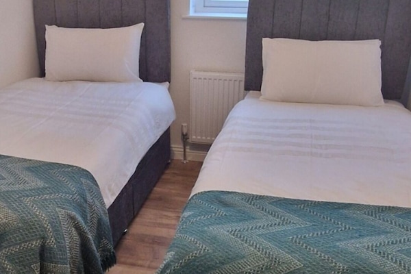 2 soveværelser, strygejern/strygebræt, weekendseng, Wi-Fi