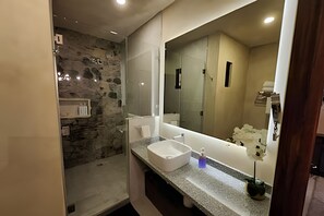 Apartment | Bathroom