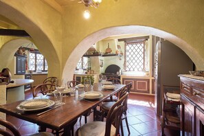 Villa (5 Bedrooms) | Innvendig