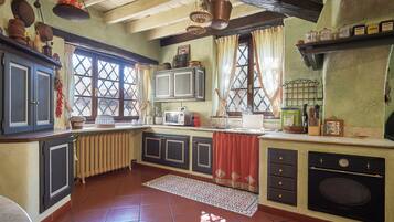 Villa (5 Bedrooms) | Interior