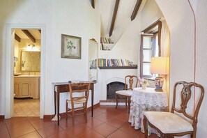 Villa (5 Bedrooms) | Interior