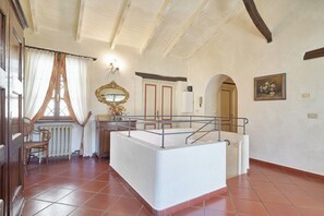Villa (5 Bedrooms) | Interior - The Grapefruit House - Villa con Piscina (Garlenda)