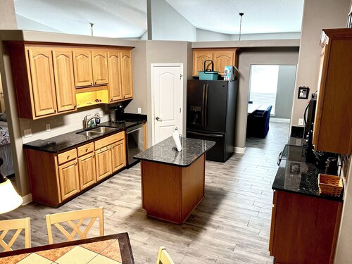 Forget your worries in this spacious and serene space with a beautiful lake view