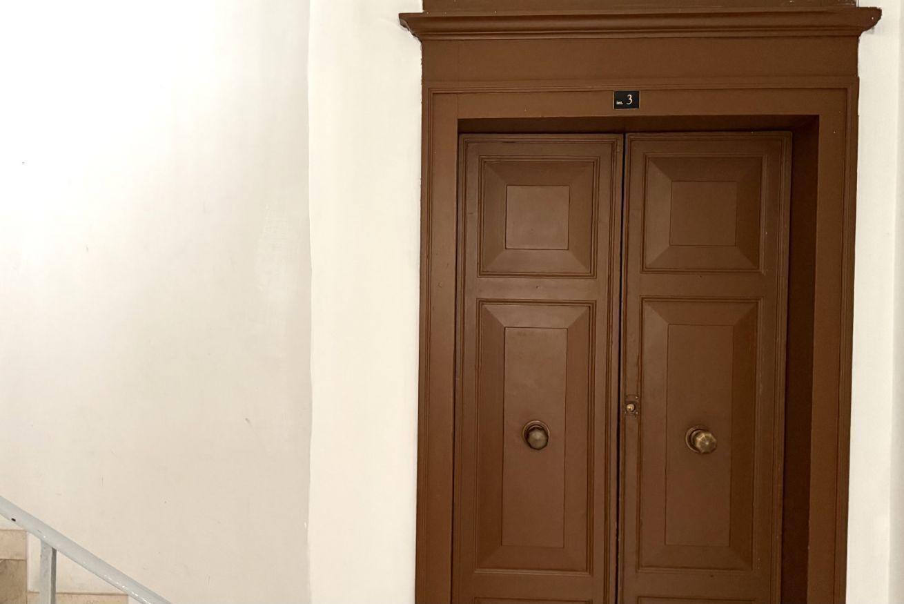 تفاصيل الفندق من الخارج