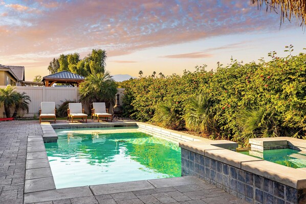 Casa (5 Bedrooms) | Vista frontal de la propiedad