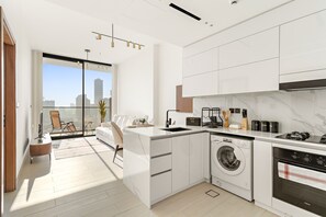 冰箱、烤箱、炉灶、茶具/咖啡用具