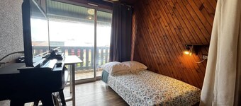 Apartment in a residence on the shores of the marine lake