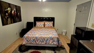 1 bedroom, WiFi, bed sheets