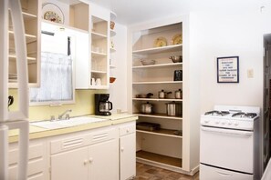 Microwave, oven, coffee/tea maker, toaster