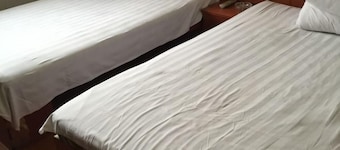 Fanchang Yichun Hotel