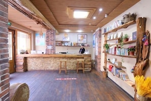 Lobby - Wannianchun Hotel (Dandong)