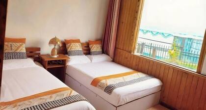 Ergun Heishantou Jixiangyuan Homestay