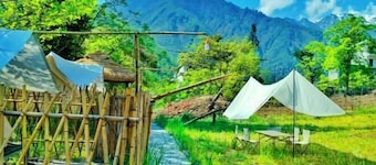 Yunong Hot Spring Inn