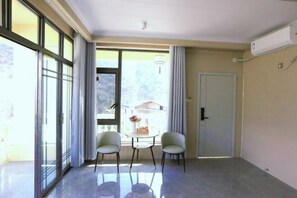 Room - Yunong Hot Spring Inn (Luding)