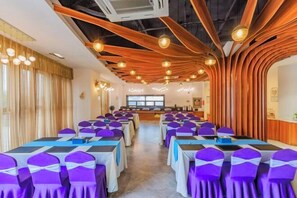 Restaurant - Foshan Yuefeng High-altitude Garden Panorama Hotel (Jiujiangzhen Xinji Plaza) (Foshan)