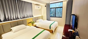 Waltz Hotel