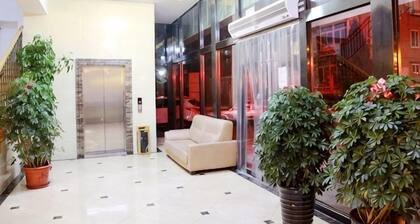 Kunbo Traders Hotel