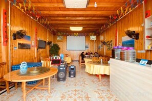 Unclassified image, 2 of 53, button - Jinxiu Leisure Guesthouse (Xinhua)