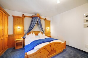 1 quarto, Wi-Fi de cortesia, roupa de cama