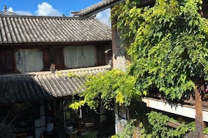 Unclassified image, 4 of 100, button - Yunguichu Chain Inn (Jianchuan)