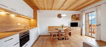 Apartment 'Niederhaushof' with Mountain View, Balcony and Wi-Fi