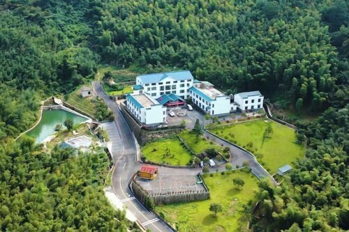 Tiantang Mountain Original Ecological Resort