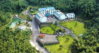 Tiantang Mountain Original Ecological Resort