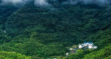 Tiantang Mountain Original Ecological Resort