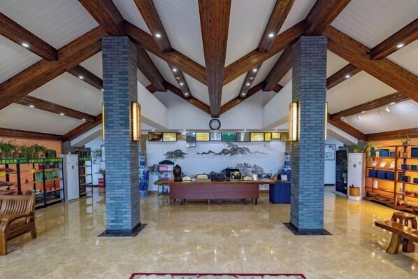 Interior - Tiantang Mountain Original Ecological Resort (Guangde)