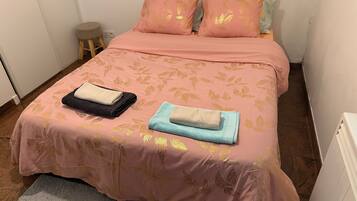 1 habitación, wifi gratis y ropa de cama