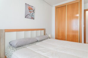 2 bedrooms, iron/ironing board, free WiFi, bed sheets - Apartment 'Carmela En Santa Pola' with Balcony, Wi-Fi and Air Conditioning (Santa Pola)